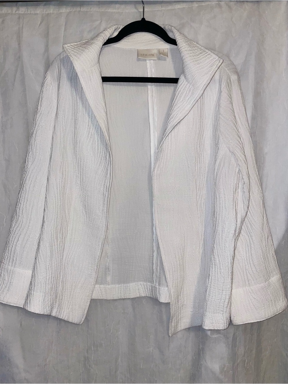 Chico's White Crinkled Open Front Jacket Size 1 M / L Lightweight Textured